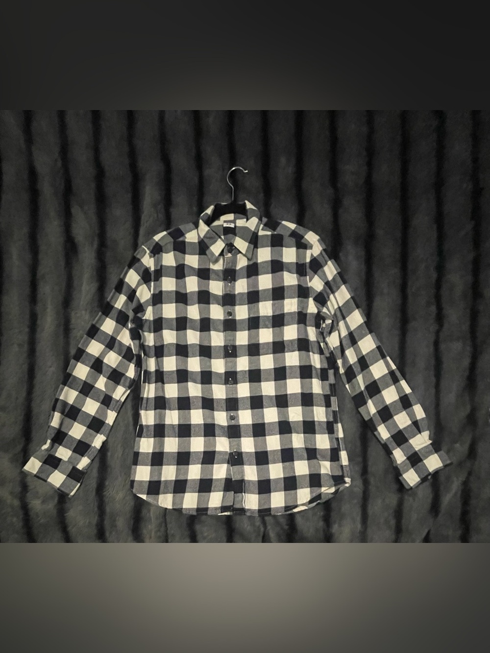 Uniqlo Black and White Check Cotton Button-Down Shirt